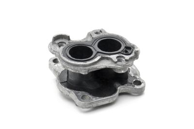 Патрубок карбюратора (колено) Husqvarna 135,135Е,140,140Е,435,435E,440 (504201201) (артикул 39443)